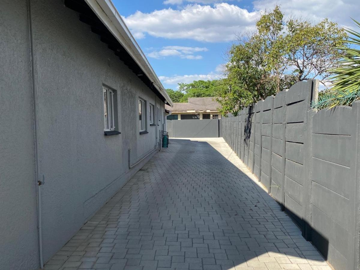 Staysure Guesthouse Alberton Extérieur photo
